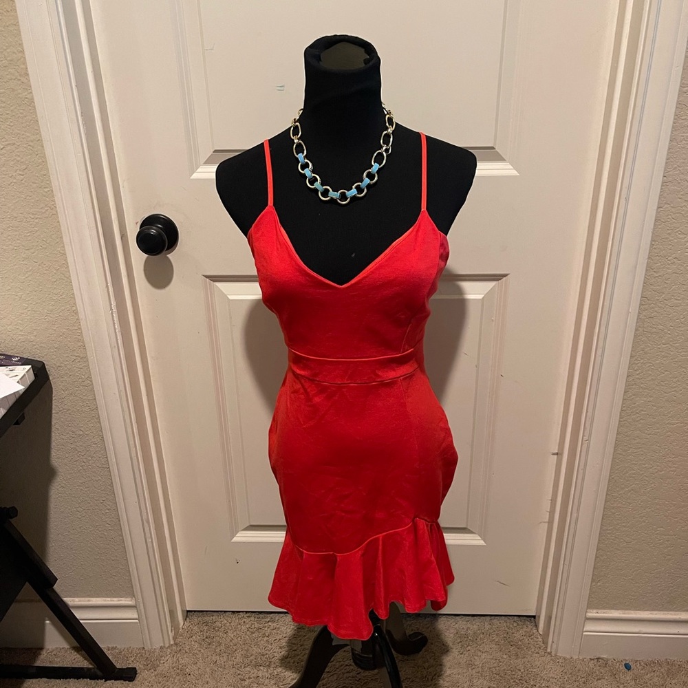 Cameo HOT 🥵 Red Peplum Mini Dress Spaghetti Strap